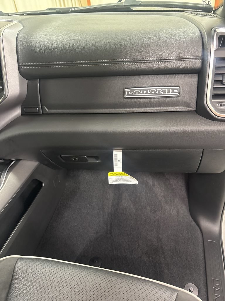 New 2026 RAM 1500 Laramie w/ Laramie Preferred Package AWD/4WD image 19