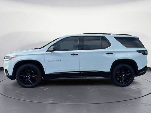 Used 2021 Chevrolet Traverse Premier w/ Redline Edition FWD image 4