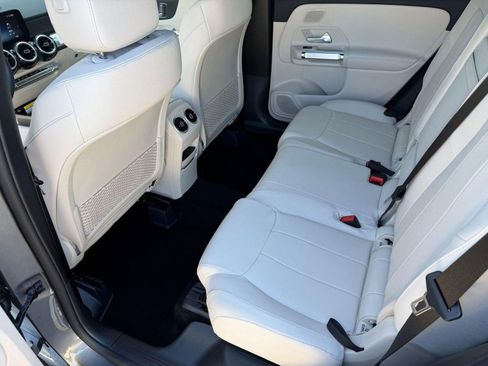 New 2026 Mercedes-Benz GLB 250 image 15
