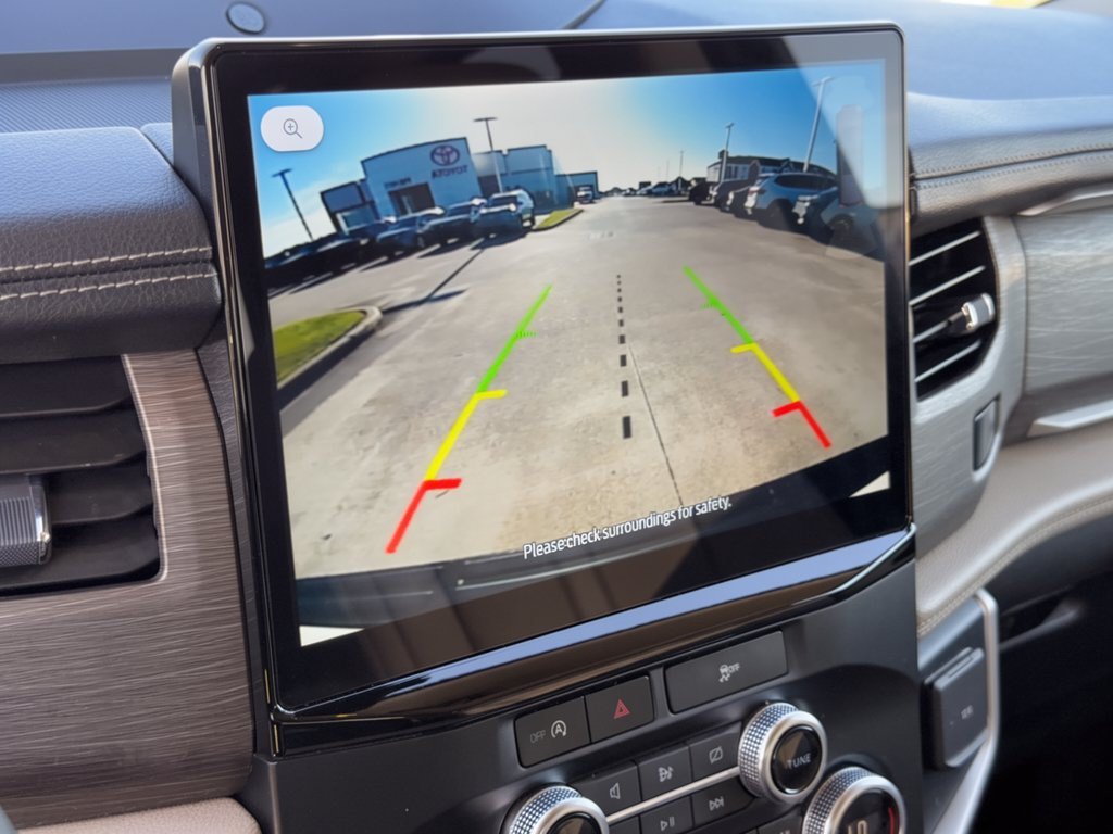 Used 2024 Ford Expedition Limited RWD image 24
