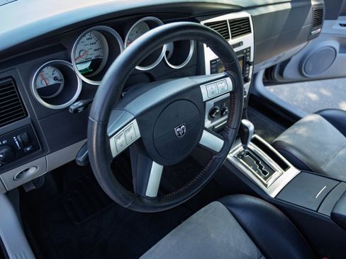 Used 2006 Dodge Charger SRT8 w/ SRT Option Group III image 11