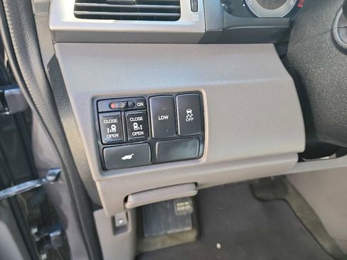 Used 2016 Honda Odyssey EX-L image 13