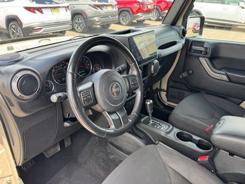 Used 2017 Jeep Wrangler Sport AWD/4WD image 11