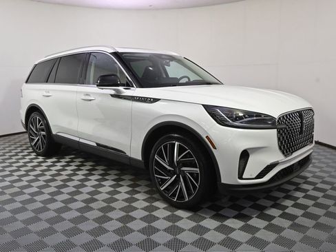 New 2026 Lincoln Aviator Reserve AWD/4WD image 8