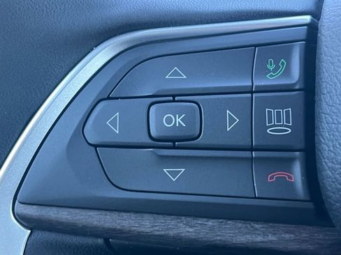 New 2025 Jeep Grand Cherokee L Limited image 11