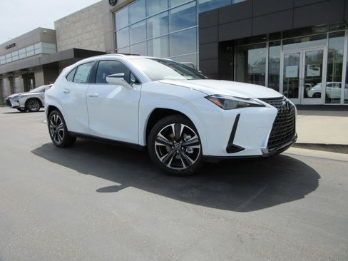 New 2026 Lexus UX 300h AWD image 12