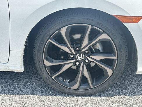 Used 2019 Honda Civic Sport image 12