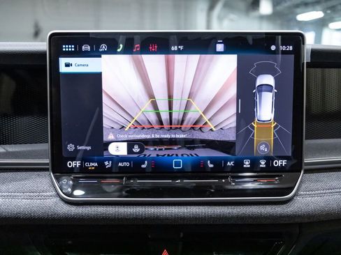 New 2026 Volkswagen Tiguan S image 23