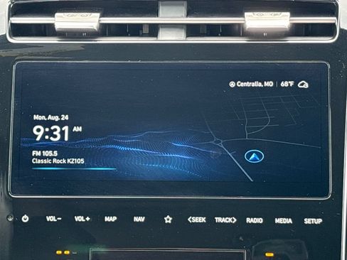 Used 2024 Hyundai Santa Cruz Limited AWD/4WD image 26