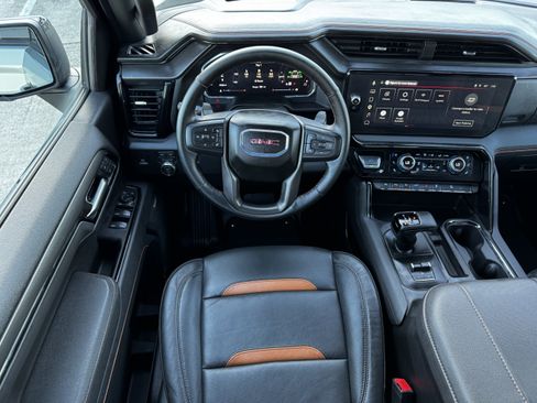 Used 2026 GMC Sierra 1500 AT4 w/ AT4 Premium Package AWD/4WD image 11