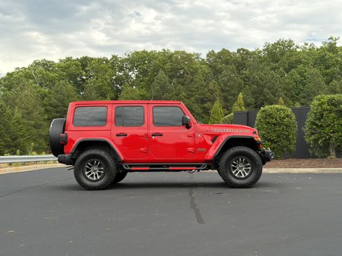 Used 2024 Jeep Wrangler Unlimited Rubicon 392 AWD/4WD image 38