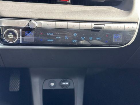 Used 2024 Hyundai Ioniq 5 Limited image 32