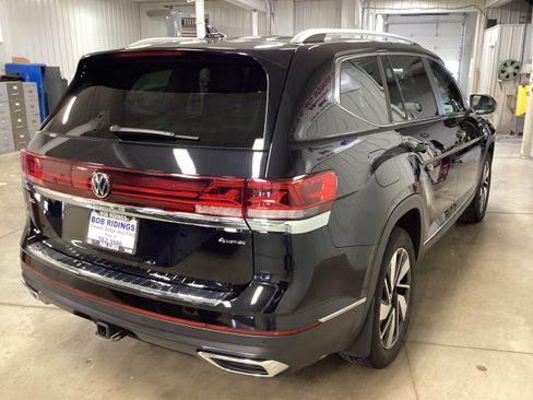 Used 2024 Volkswagen Atlas SEL image 5