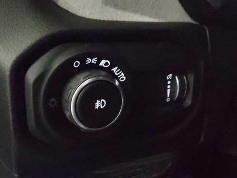 Used 2025 Jeep Wrangler Unlimited Sport AWD/4WD image 22