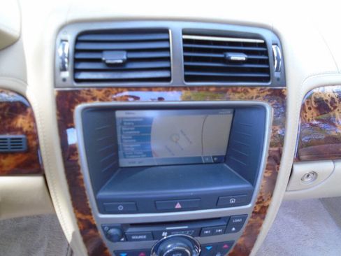 Used 2007 Jaguar XK Convertible image 13