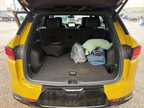 Used 2023 Chevrolet Blazer RS w/ Enhanced Convenience Package image 8