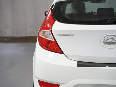 Used 2013 Hyundai Accent GS image 10
