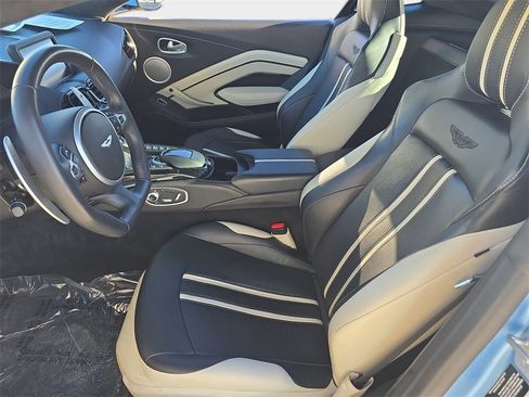 Used 2020 Aston Martin V8 Vantage Coupe image 15