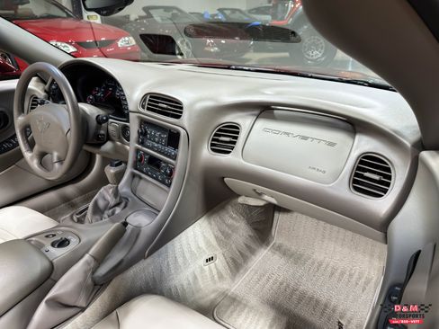 Used 2003 Chevrolet Corvette Convertible w/ Preferred Equipment Group1 image 14