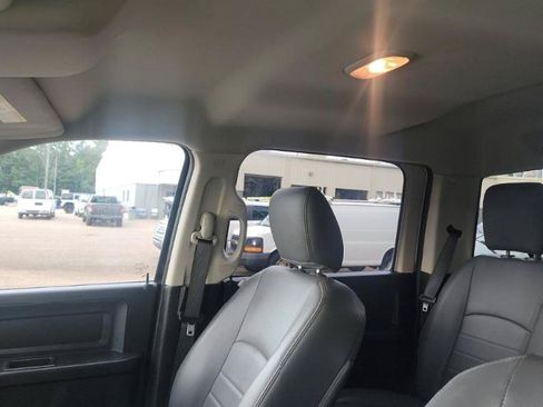 Used 2019 RAM 1500 Tradesman AWD/4WD image 14