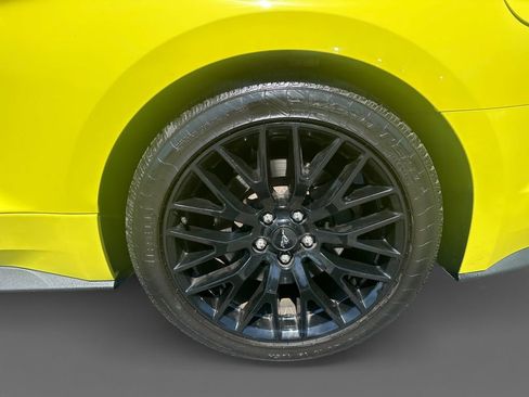 Used 2021 Ford Mustang GT Premium w/ GT Performance Package RWD image 8