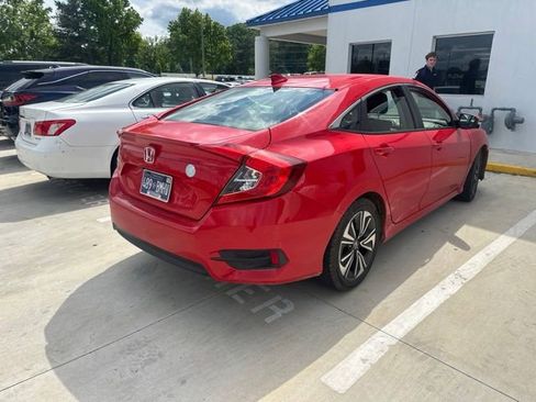 Used 2018 Honda Civic EX-L image 12