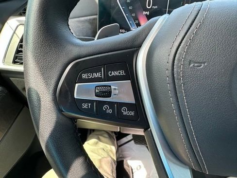 Used 2024 BMW X5 xDrive40i w/ Premium Package image 25