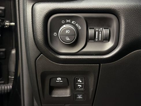 Used 2026 RAM 1500 Laramie w/ Night Edition AWD/4WD image 33