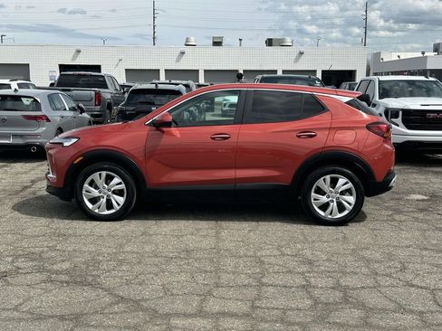 Certified 2024 Buick Encore GX Preferred image 2