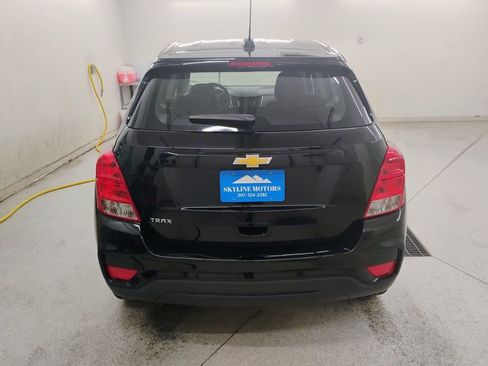 Used 2017 Chevrolet Trax LS image 4