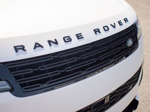 New 2026 Land Rover Range Rover Sport Dynamic SE AWD/4WD image 15