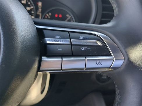 Used 2019 MAZDA MAZDA3 Hatchback w/ Preferred Package image 28