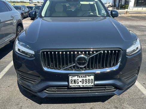 Used 2022 Volvo XC90 T6 Momentum w/ Advanced Package AWD/4WD image 3