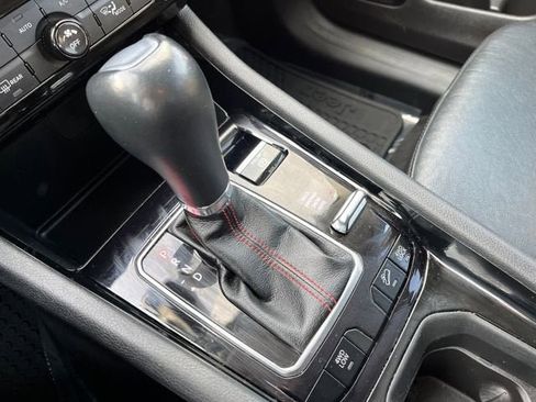 Used 2022 Jeep Compass Trailhawk w/ Trailhawk Convenience Group image 22