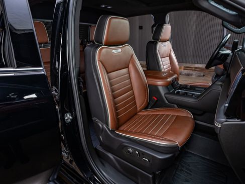 Used 2024 GMC Sierra 2500 Denali Ultimate image 31