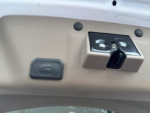 Used 2016 GMC Acadia Denali FWD image 12