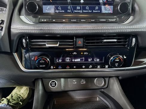 Certified 2023 Nissan Rogue SL w/ SL Premium Package AWD/4WD image 14