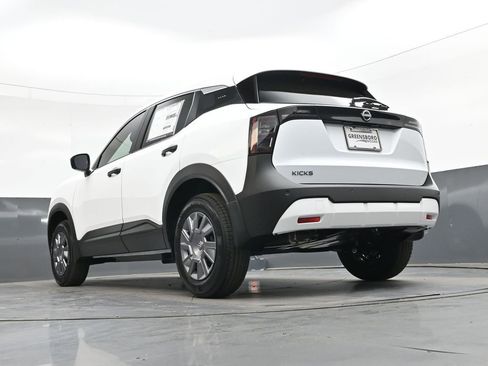 New 2026 Nissan Kicks S FWD image 39