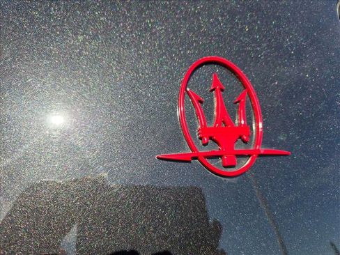 Used 2017 Maserati Levante w/ Sport Package image 22