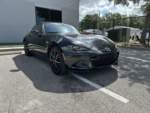 Used 2025 MAZDA MX-5 Miata RF Grand Touring RWD image 10