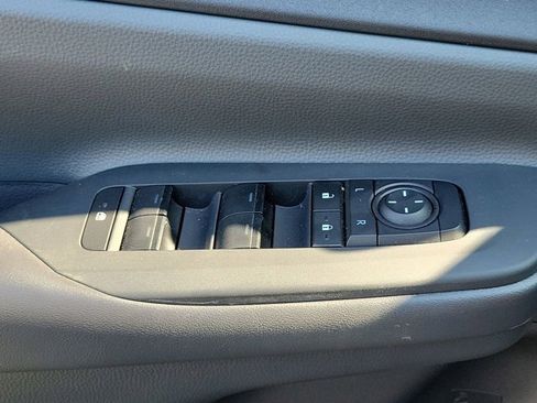 Used 2024 Toyota Prius LE image 29