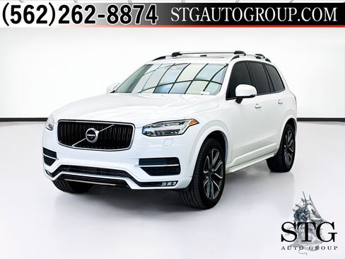 Used 2018 Volvo XC90 T6 Momentum w/ Convenience Package AWD/4WD image 1
