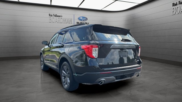 Used 2021 Ford Explorer XLT w/ Equipment Group 202A AWD/4WD image 7