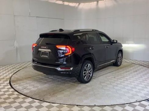 Used 2022 GMC Terrain Denali w/ LPO, Floor Liner Package image 8