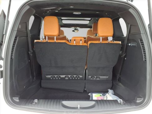 New 2026 Chrysler Pacifica Pinnacle FWD image 6