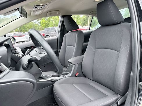 Used 2024 Toyota Corolla LE FWD image 13
