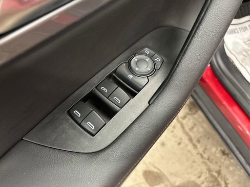 Used 2019 Chevrolet Blazer LT w/ Sun and Wheels Package image 40