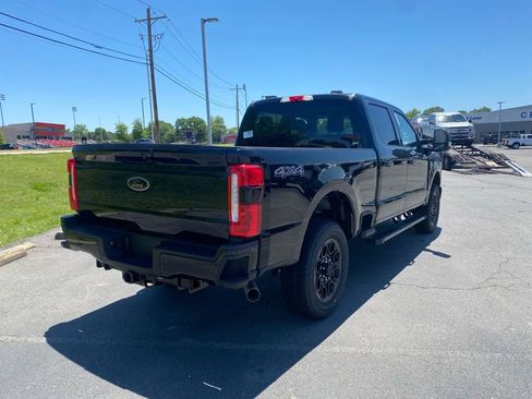 New 2026 Ford F250 XLT w/ XLT Premium Package AWD/4WD image 7