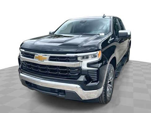 Used 2024 Chevrolet Silverado 1500 LT image 1