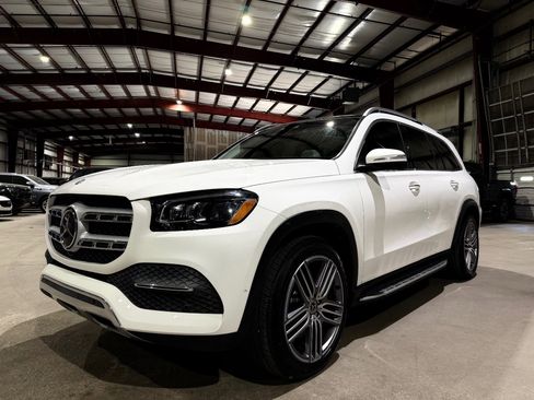 Used 2021 Mercedes-Benz GLS 450 4MATIC image 9
